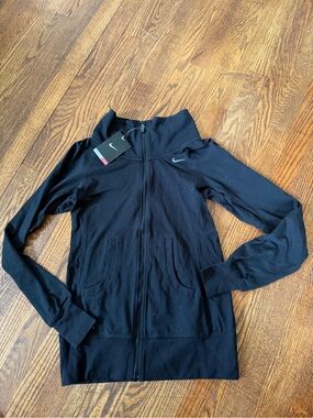 Nike Women's Black Full-Zip Utility Jacket with Hood